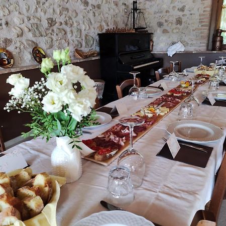 Corte Davini Agriturismo Monzambano Extérieur photo