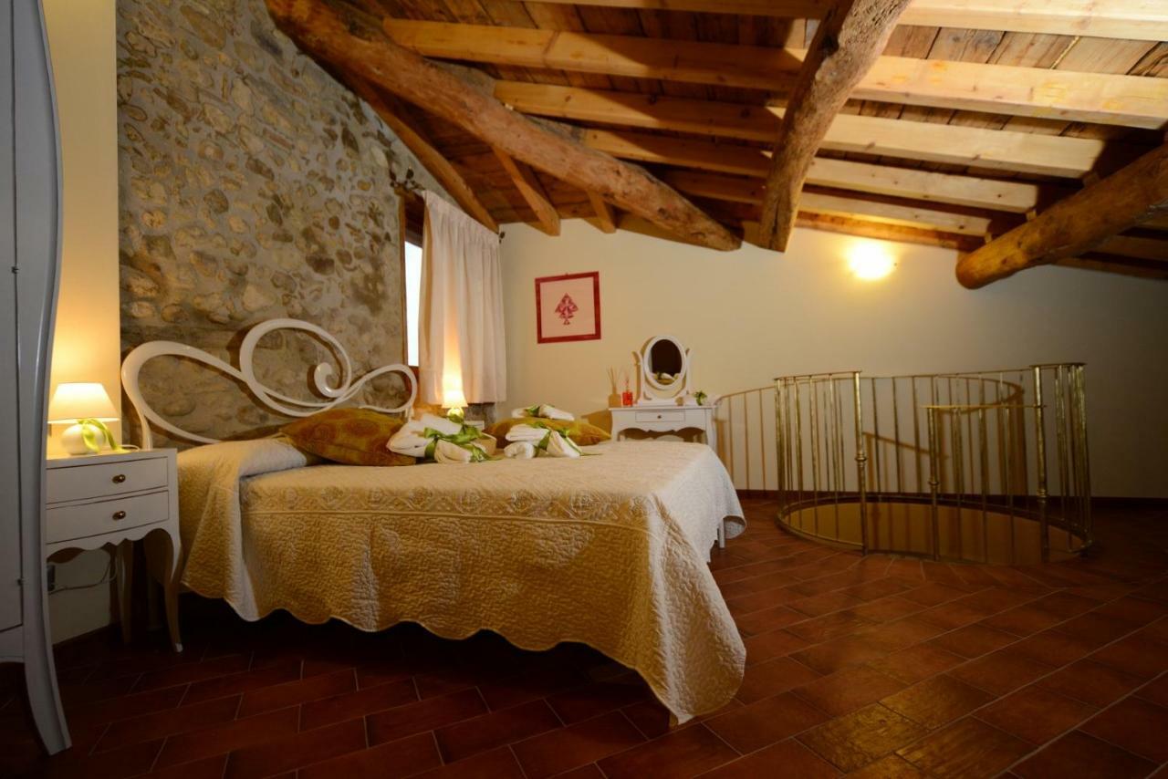 Corte Davini Agriturismo Monzambano Extérieur photo
